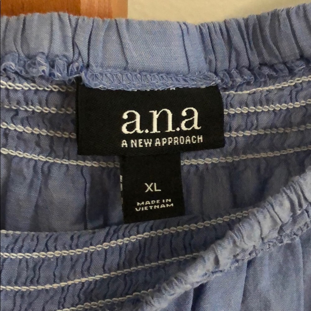 Blue Blouse - Picture 2 of 2